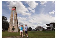 Councillors hot for giant thermometer