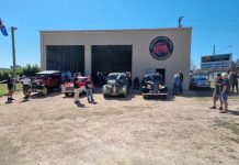 Mini owners celebrate