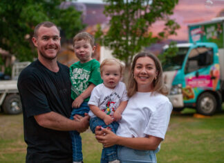 GALLERY: Stanthorpe carols bring festive fun